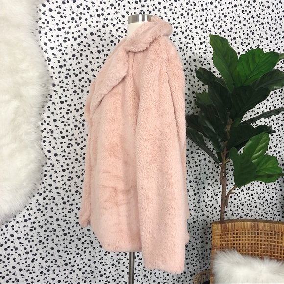 Forever 21 Plus Faux Fur Blush Teddy Bear Jacket - Picture 5 of 7